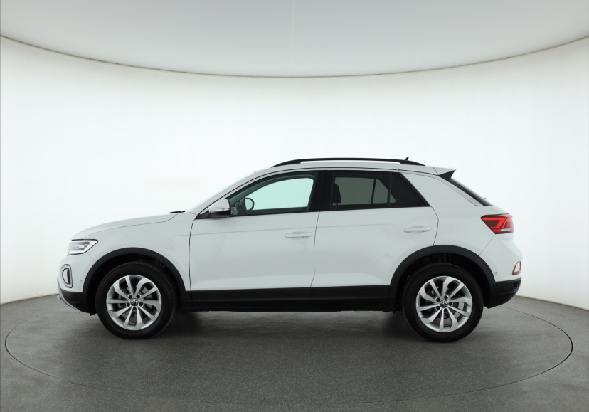 Volkswagen T-Roc, 2024