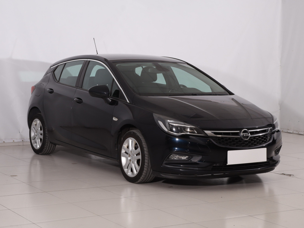 Opel Astra, 2018