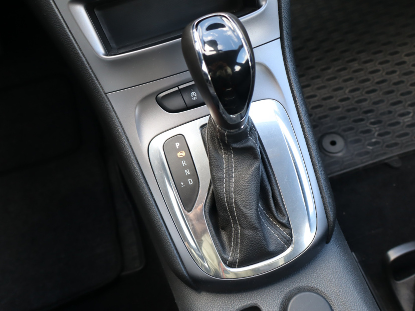 Opel Astra, 2018
