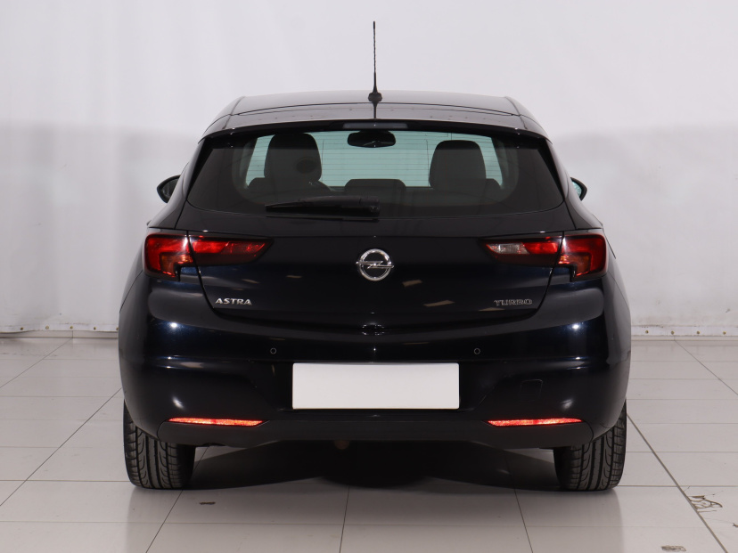 Opel Astra, 2018