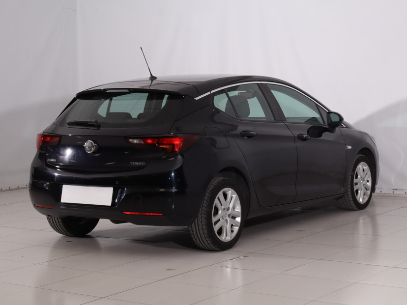 Opel Astra, 2018