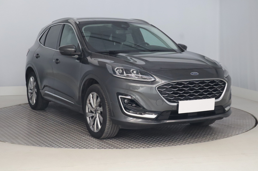 Ford Kuga, 2022