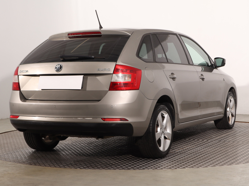 Škoda Rapid Spaceback, 2014