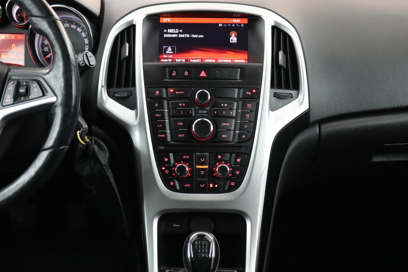 Opel Astra, 2014