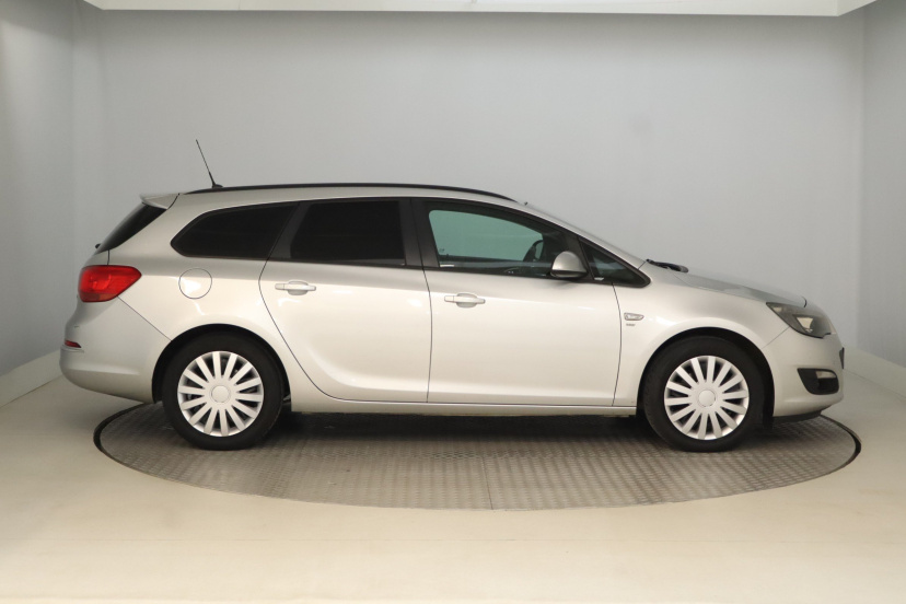 Opel Astra, 2014