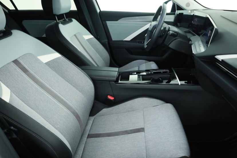 Opel Astra, 2023
