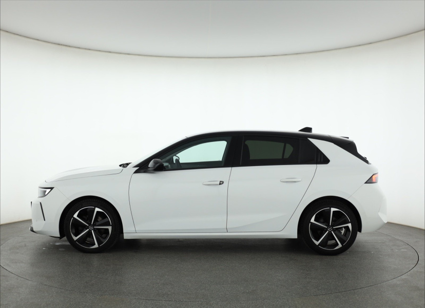 Opel Astra, 2023