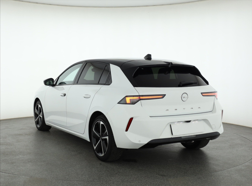 Opel Astra, 2023