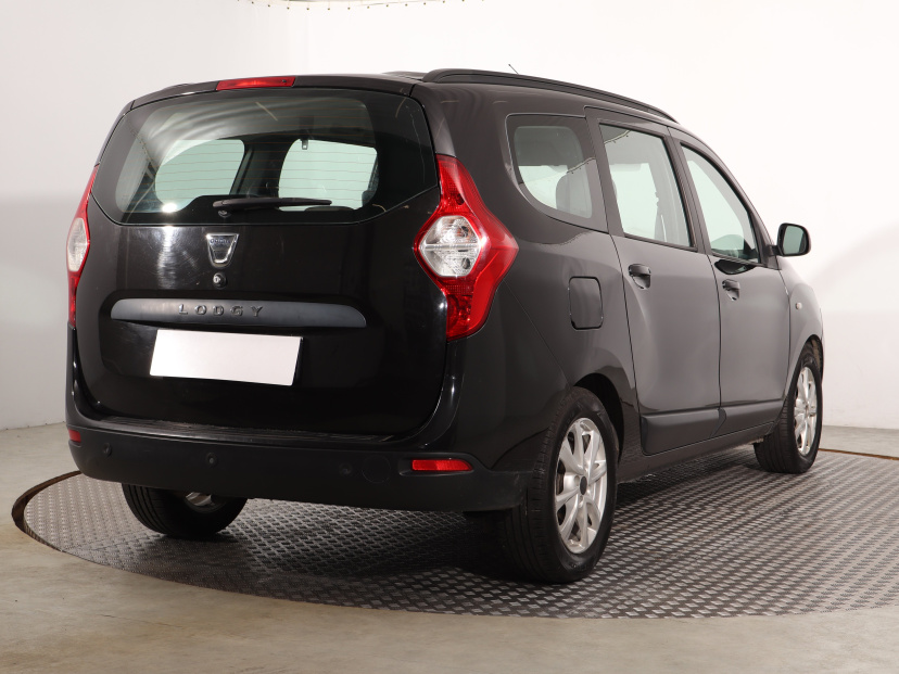 Dacia Lodgy, 2017