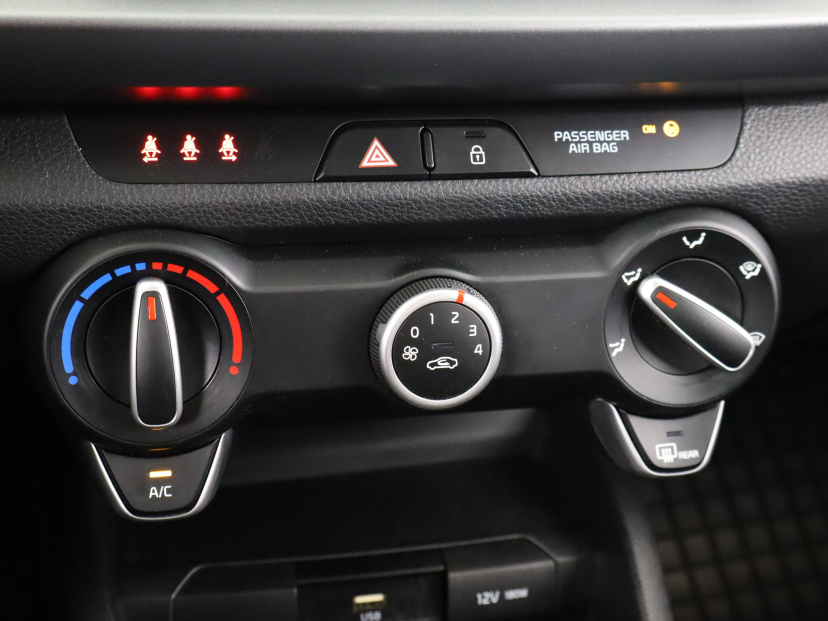 Kia Rio, 2021