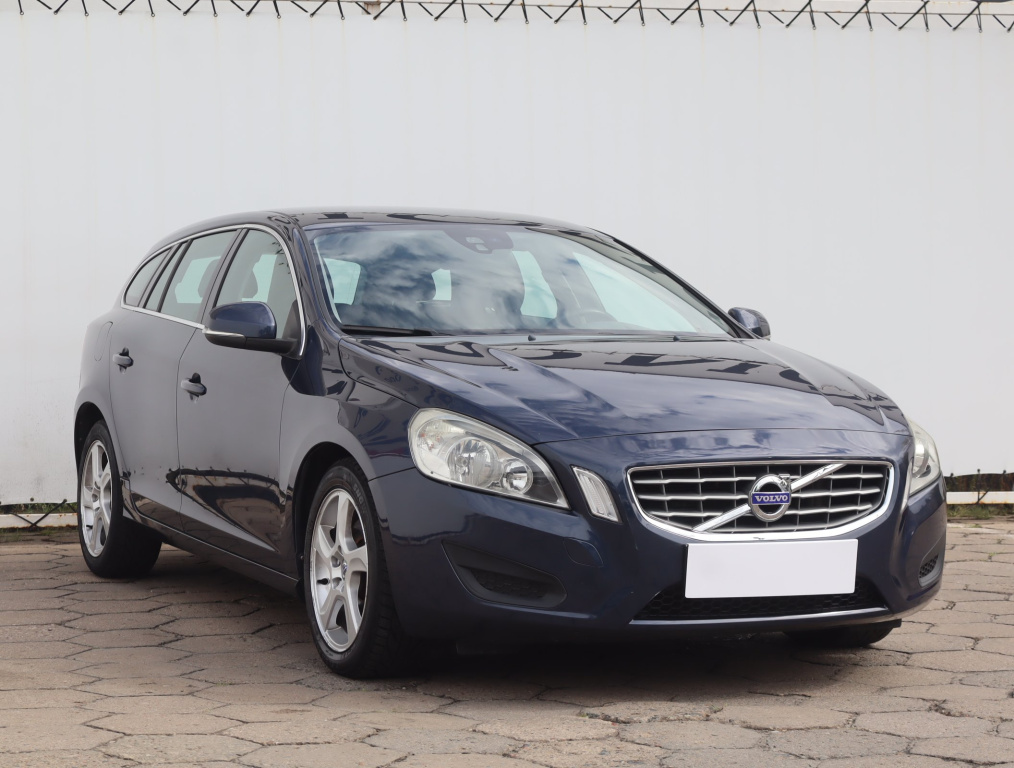 Volvo V60, 2012