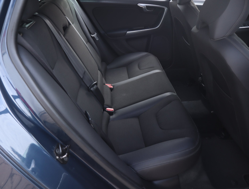 Volvo V60, 2012