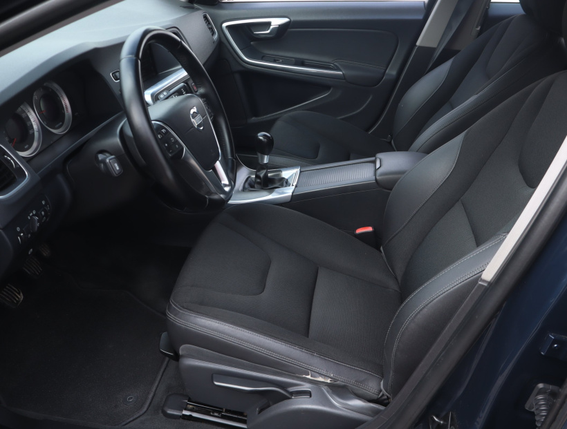 Volvo V60, 2012