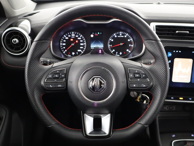 MG ZS SUV, 2025