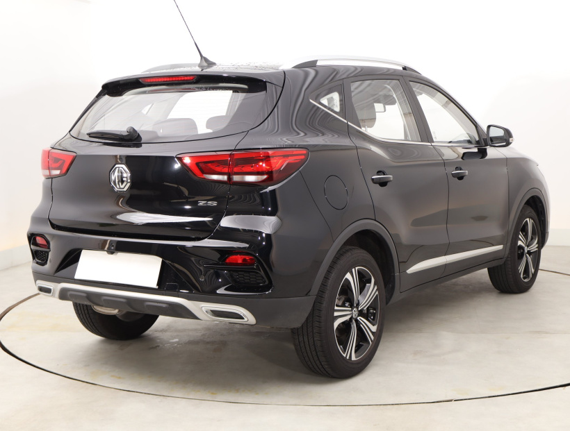 MG ZS SUV, 2025