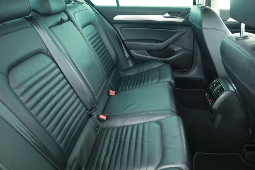 Volkswagen Passat, 2019