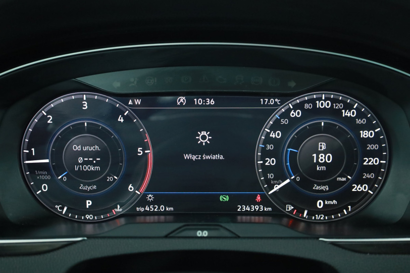 Volkswagen Passat, 2019