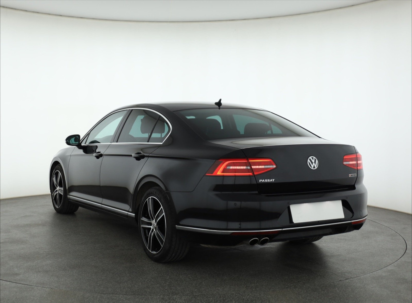 Volkswagen Passat, 2019