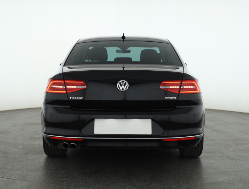 Volkswagen Passat, 2019