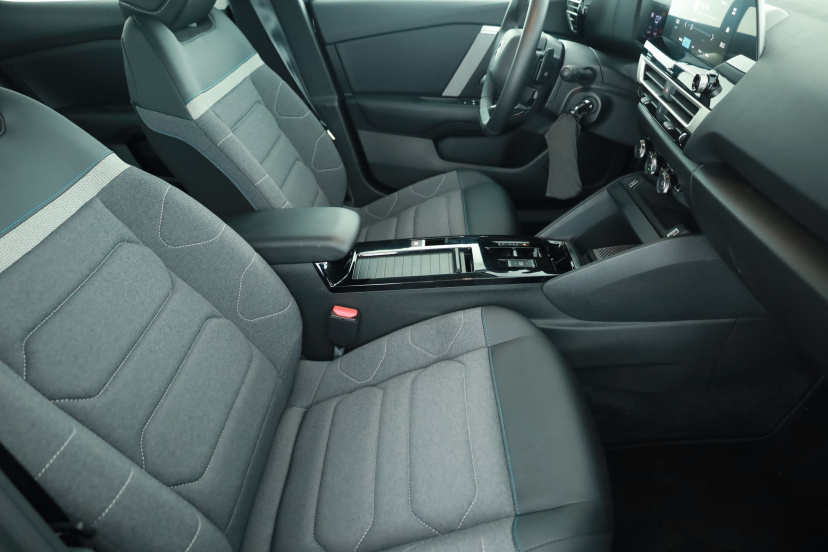 Citroen C4 X, 2024
