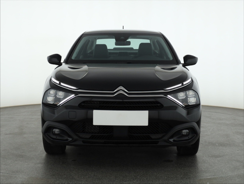 Citroen C4 X, 2024