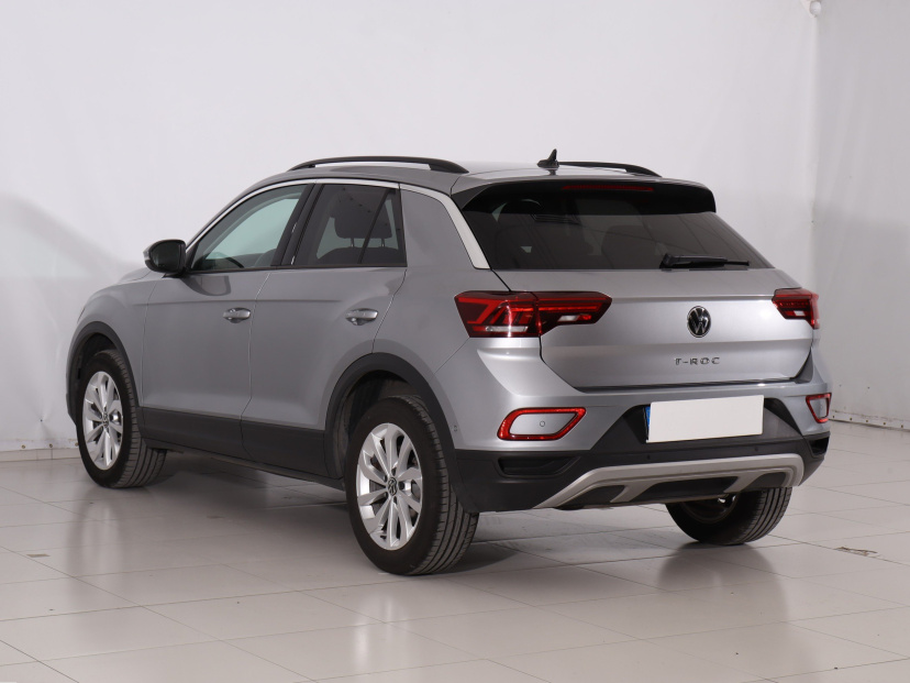 Volkswagen T-Roc, 2024