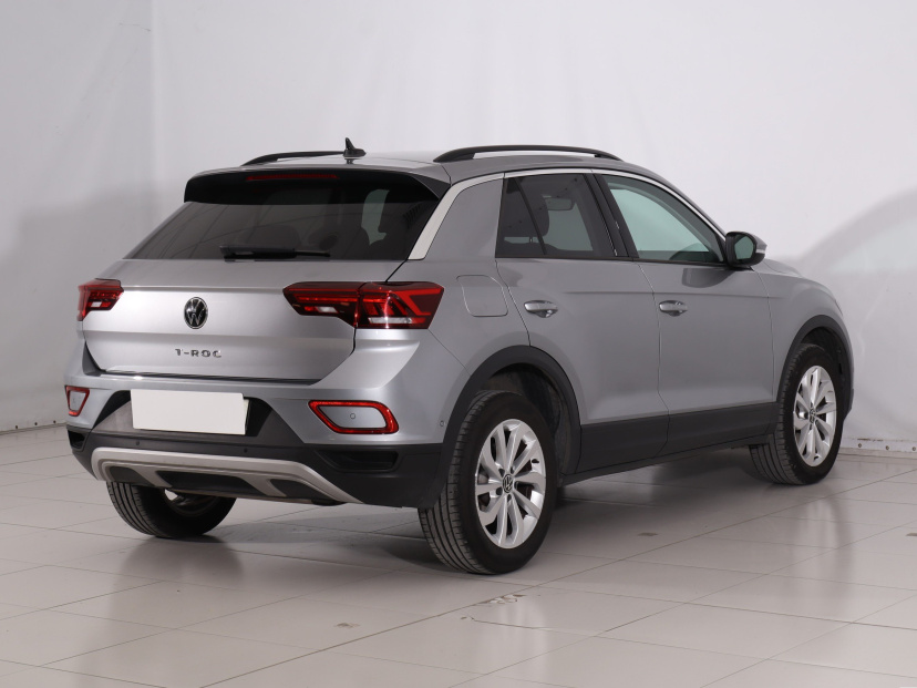 Volkswagen T-Roc, 2024