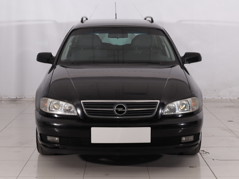 Opel Omega, 2001