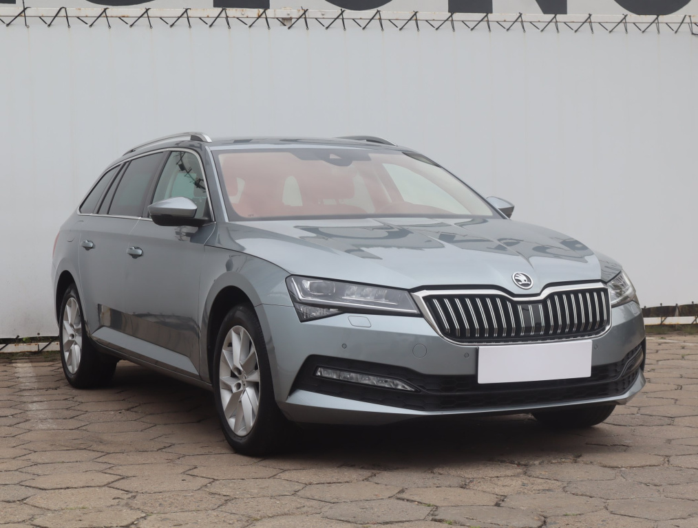 Škoda Superb, 2019