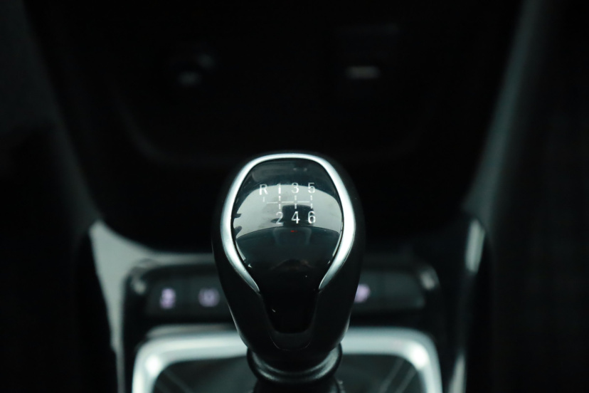 Opel Crossland, 2024