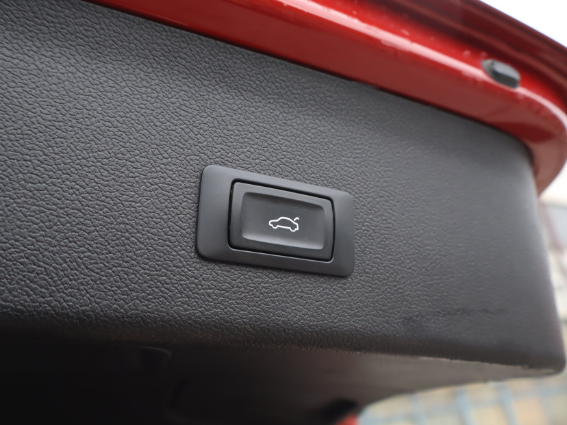 Audi A4, 2014