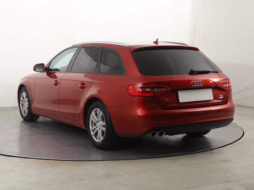 Audi A4, 2014
