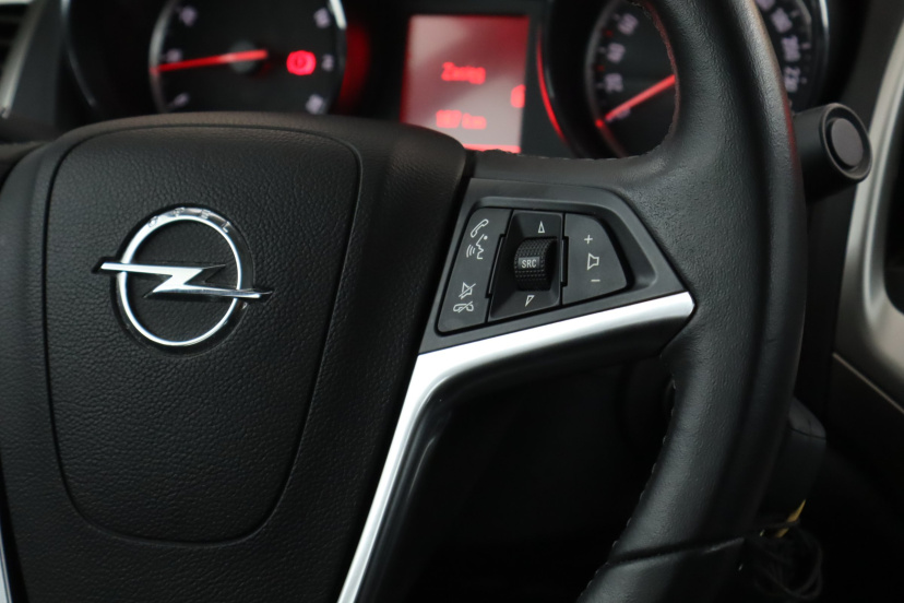Opel Astra, 2013