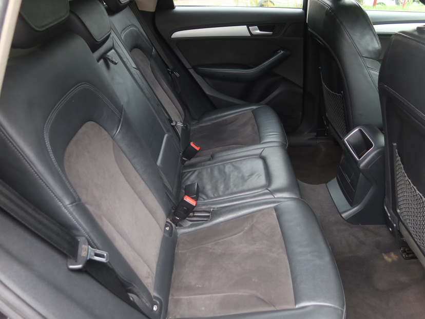 Audi Q5, 2010