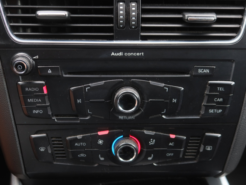 Audi Q5, 2010