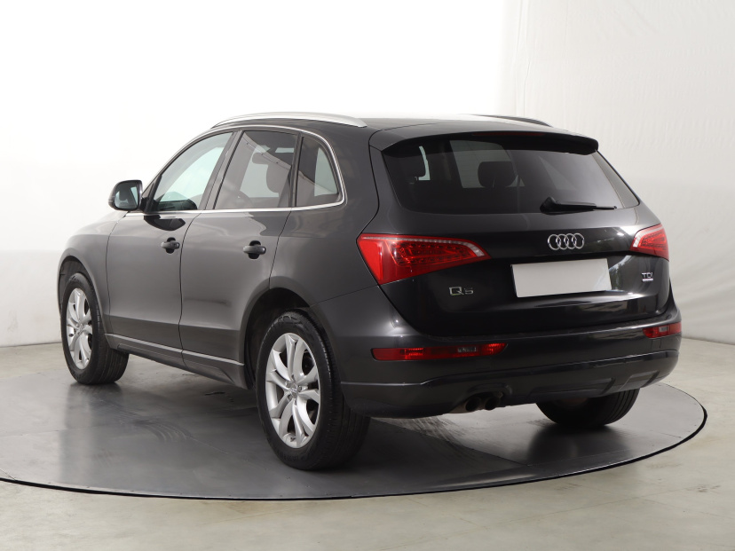 Audi Q5, 2010