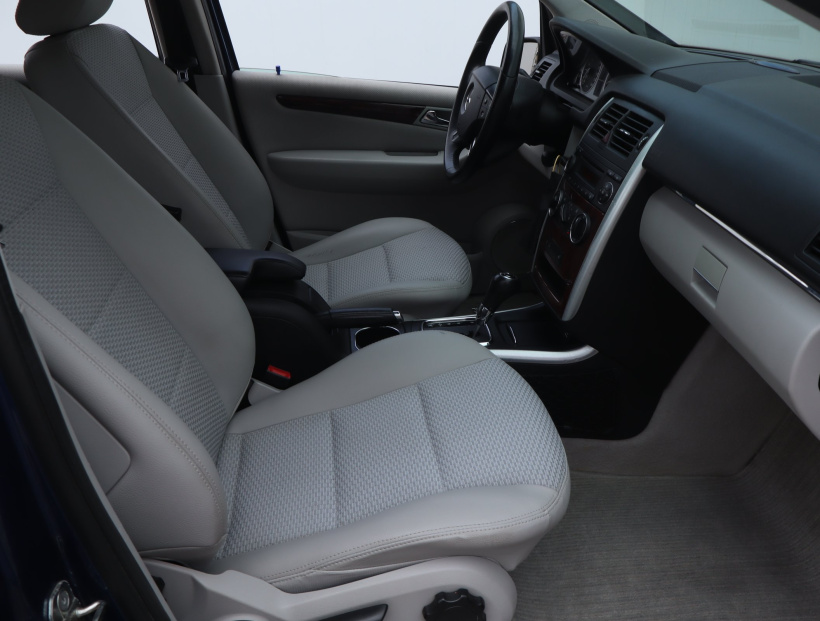 Mercedes-Benz B, 2009
