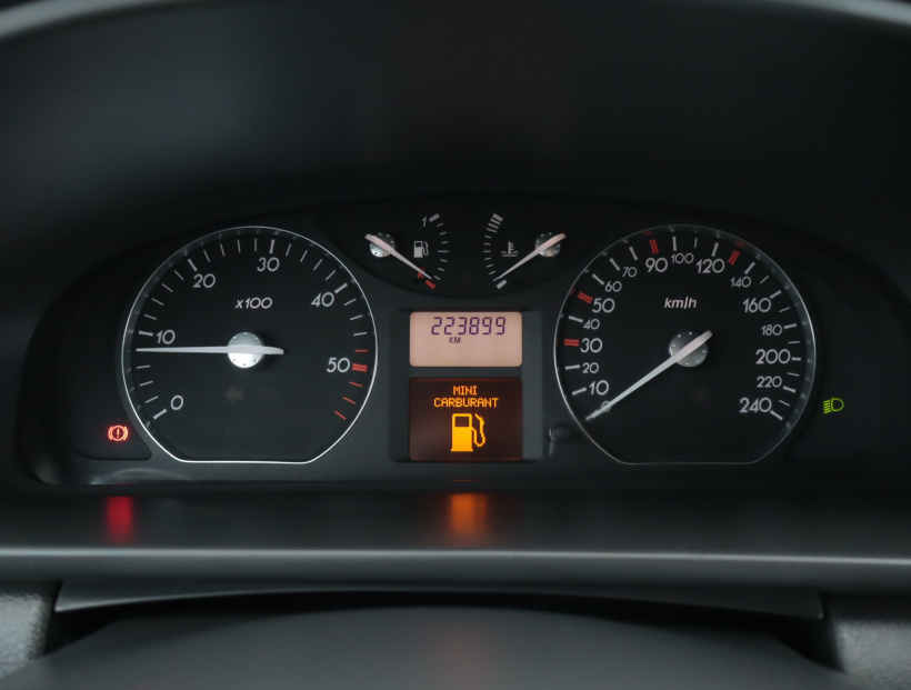 Renault Laguna, 2004