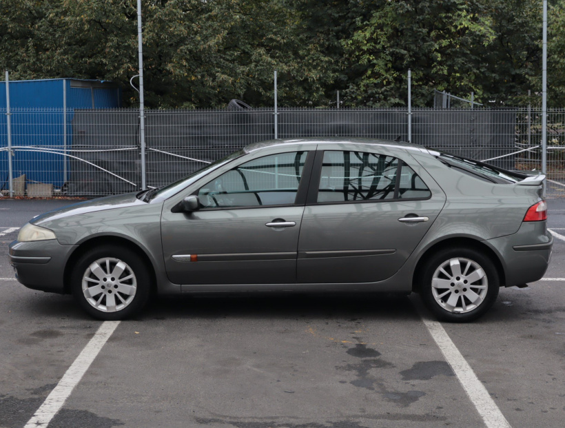Renault Laguna, 2004