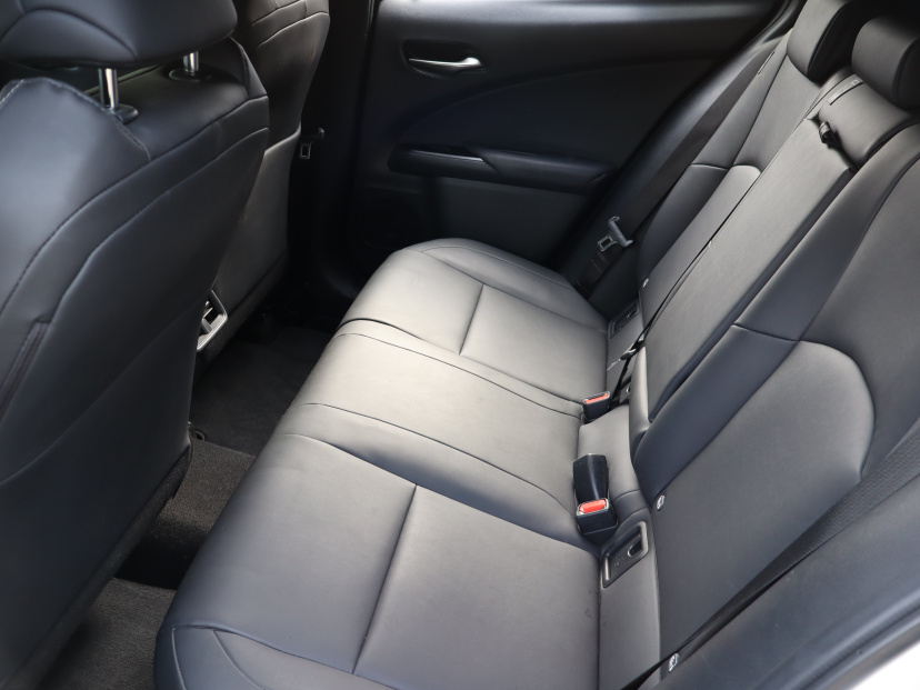 Lexus UX, 2023