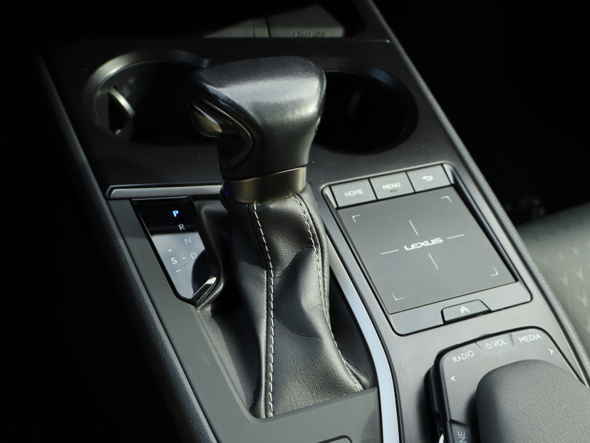 Lexus UX, 2023