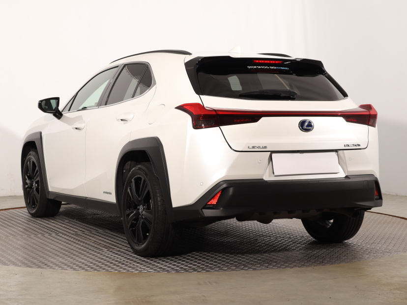 Lexus UX, 2023