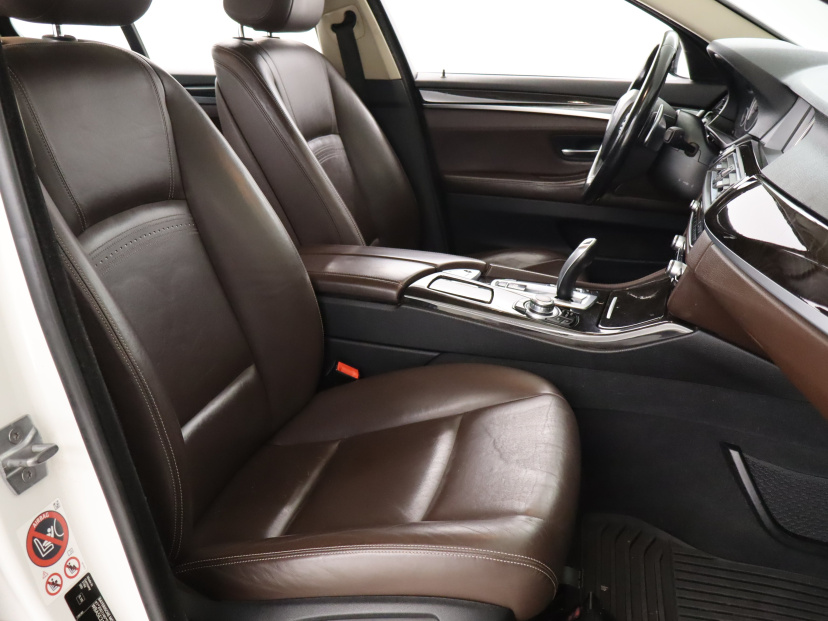 BMW 5, 2016