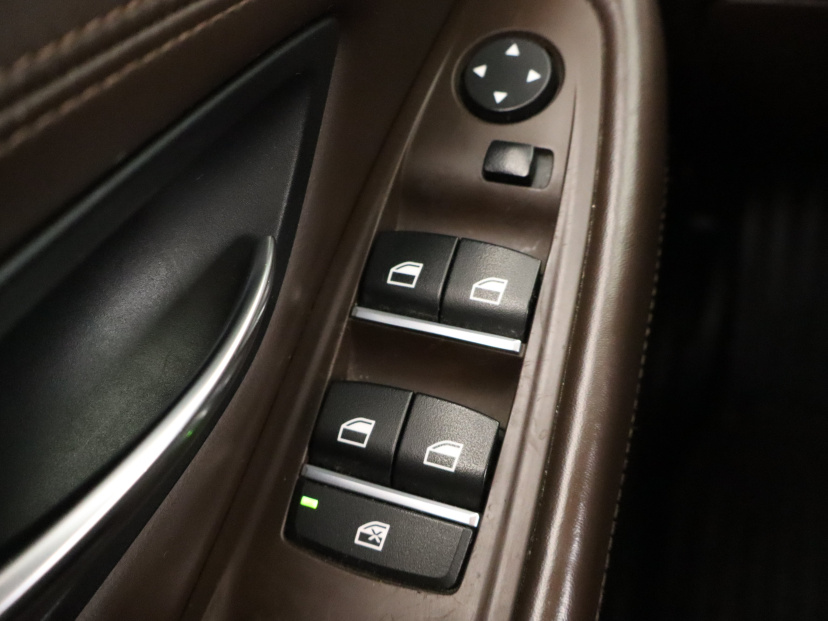 BMW 5, 2016