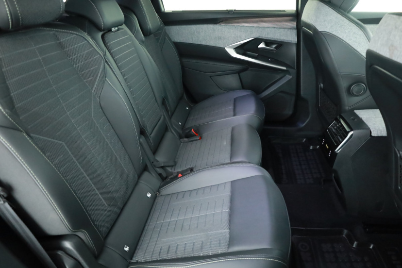 Peugeot 5008, 2025