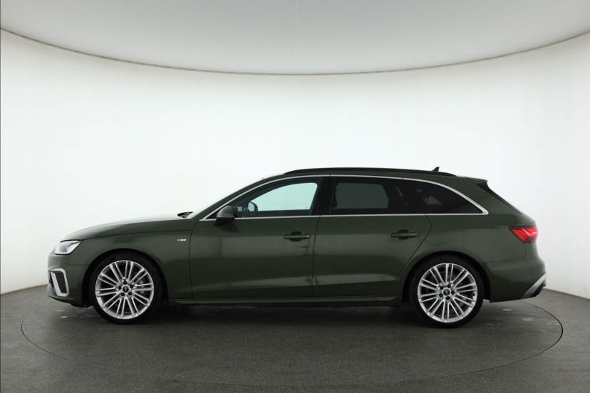 Audi A4, 2022