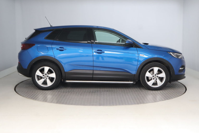 Opel Grandland, 2020