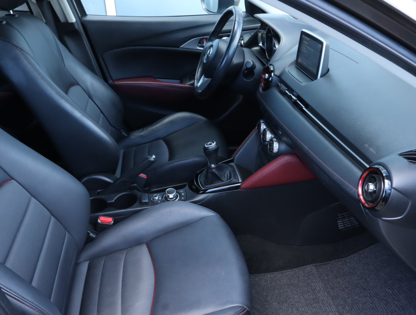 Mazda CX-3, 2016