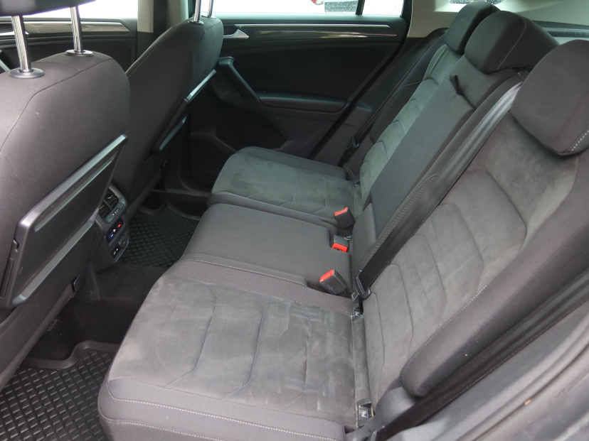 Volkswagen Tiguan, 2019