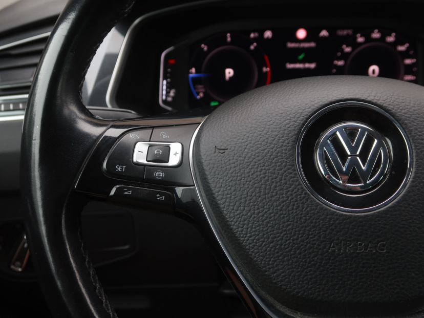 Volkswagen Tiguan, 2019